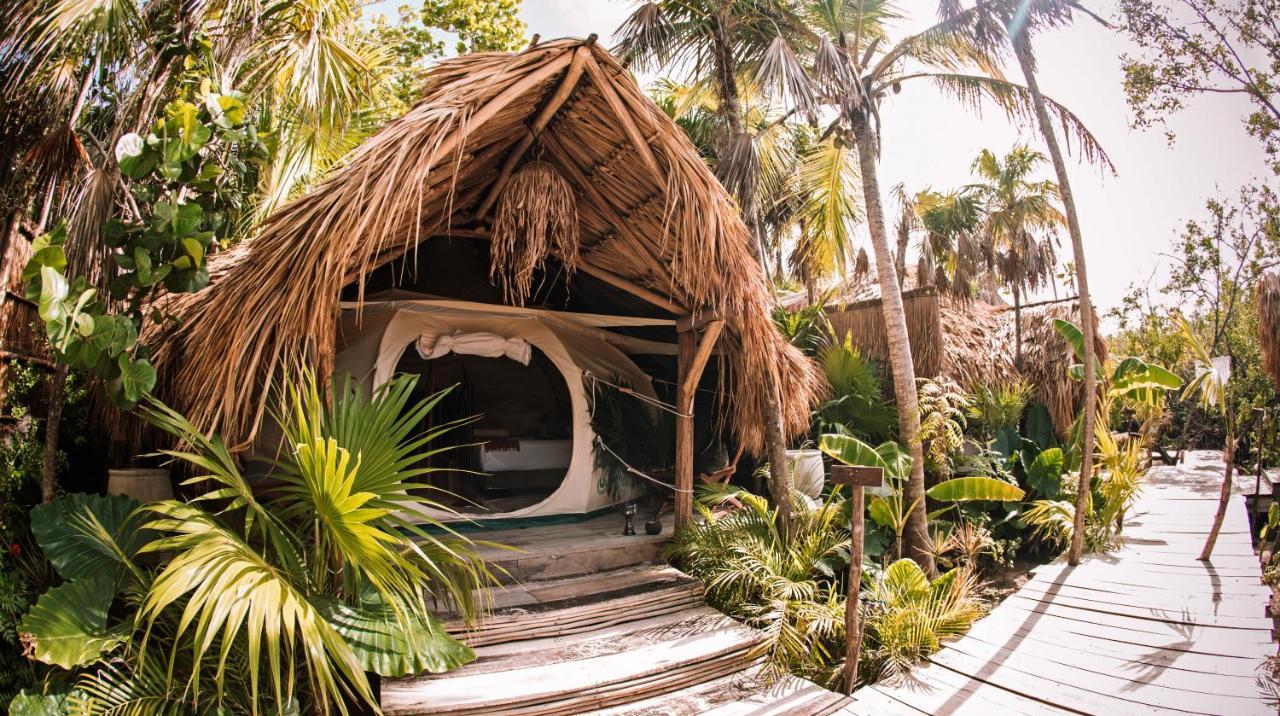 ホテル Uman Glamping & Cenote トゥルム エクステリア 写真
