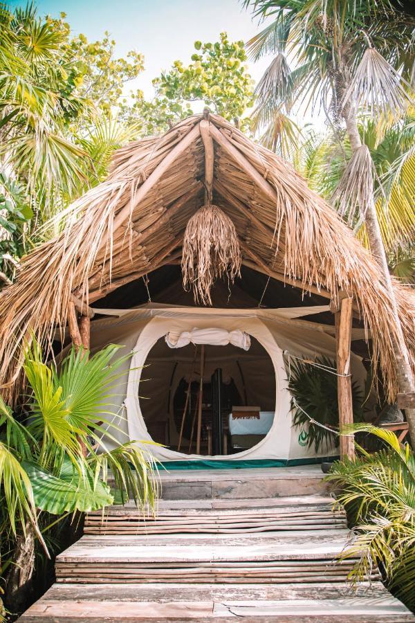 ホテル Uman Glamping & Cenote トゥルム エクステリア 写真