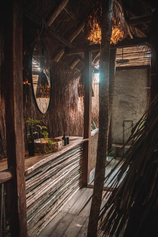 ホテル Uman Glamping & Cenote トゥルム エクステリア 写真
